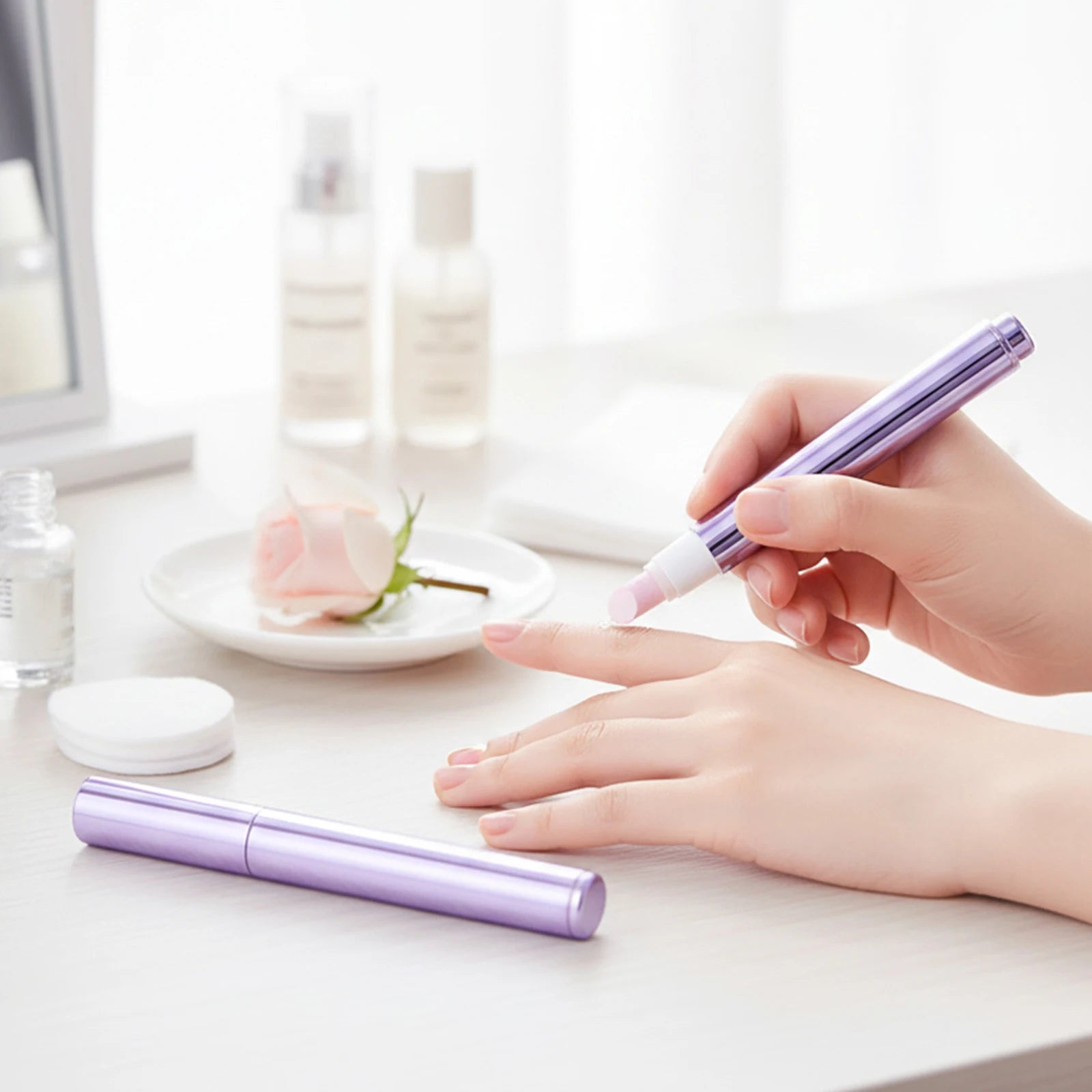 3-in-1 Cuticle Oil Pen with Ceramic Nail Buffer – Repair, Strengthen & Shine Nails Instantly